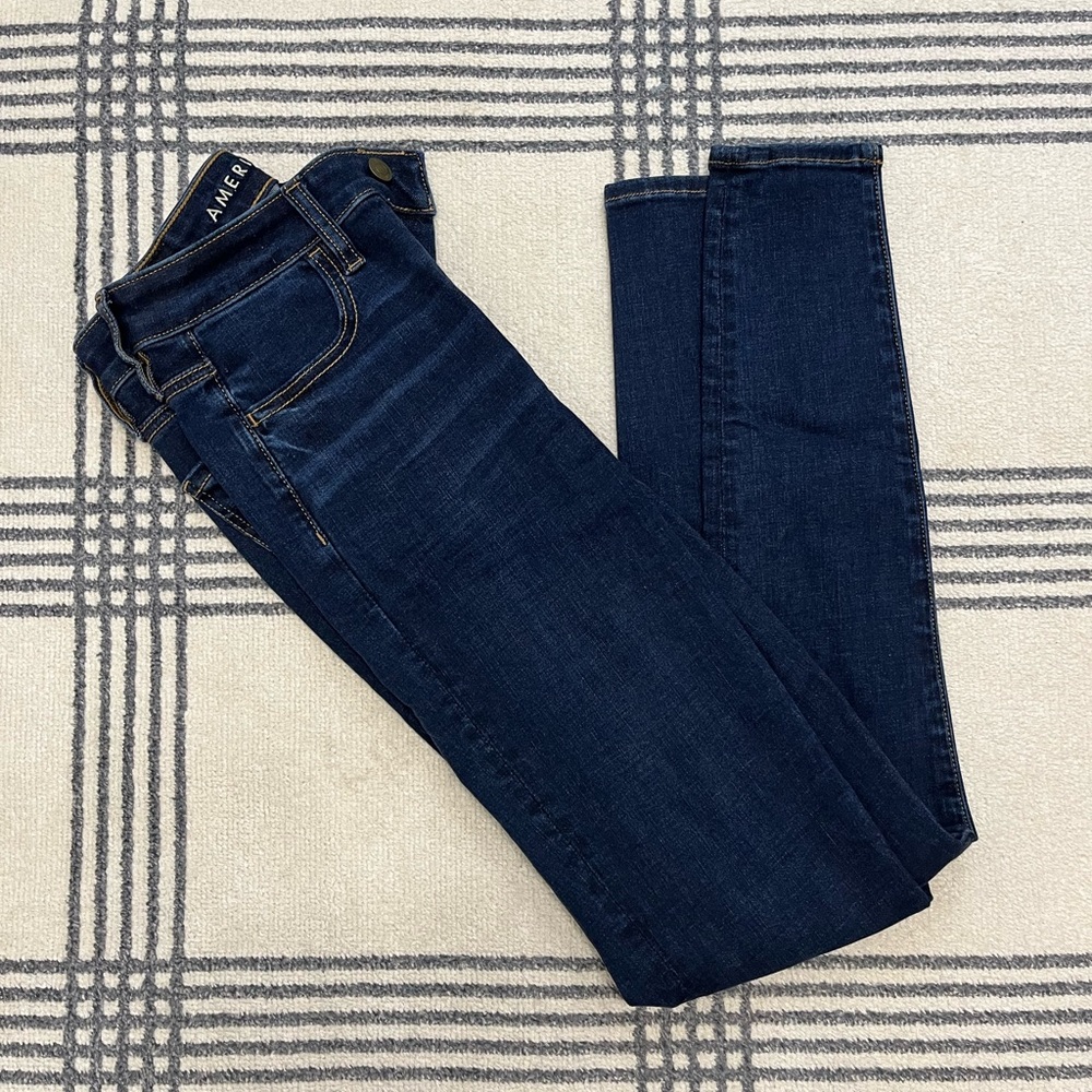 NWOT American Eagle Outfitters Women's Dark Blue Jeans